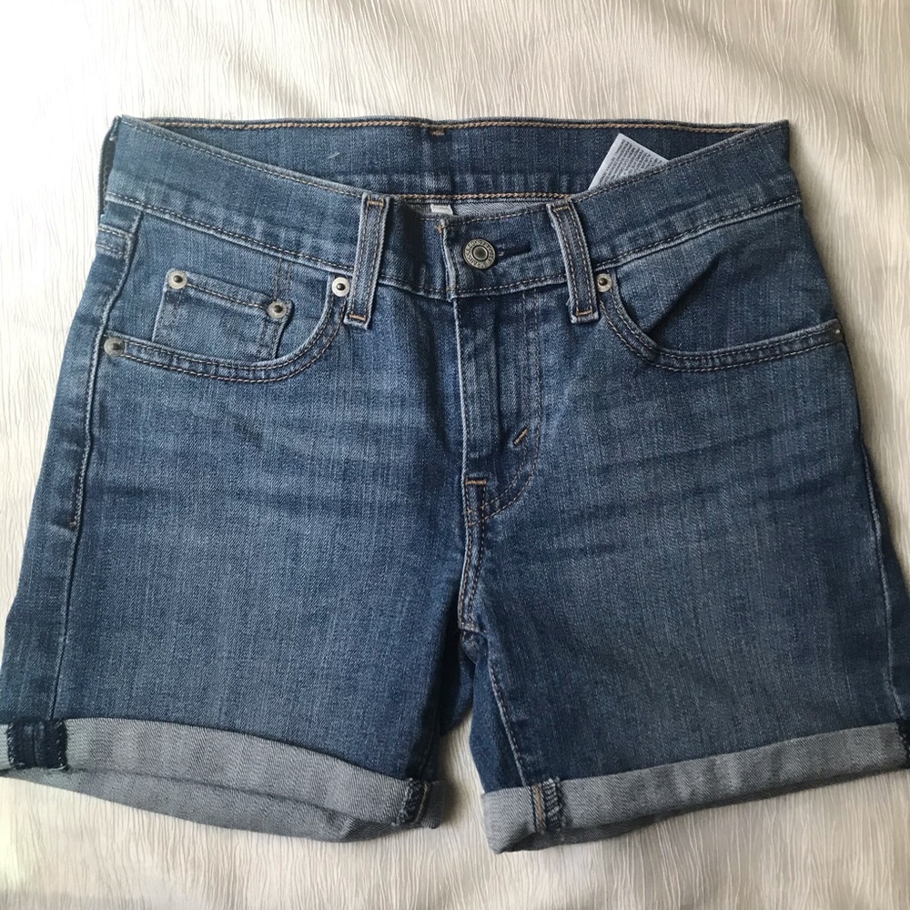 Levi shorts